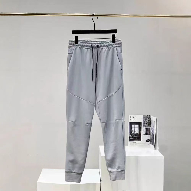 Férfi pamut kötött sport- és edző nadrág, szűk szabás, 350 g/m² anyag, őszi szezon