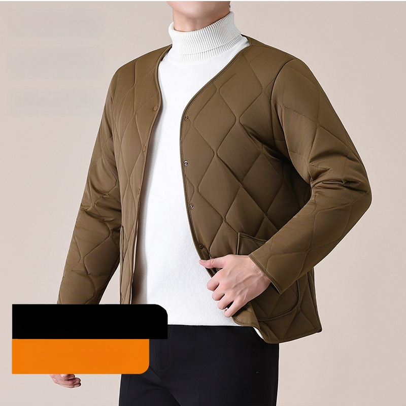 Ανδρικό γιλέκο από παχύ μαλλί με V-λαιμό, γέμισμα από βαμβάκι, επένδυση πολυεστέρα, πλαϊνά τσεπες, κουμπιά, ίσιο τελείωμα, χαλαρό στυλ