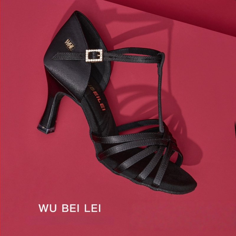 Ženske latino plesne cipele s pet remena u obliku slova T — gornji dio od svile, potplat od velura, prozračne, otporne na habanje