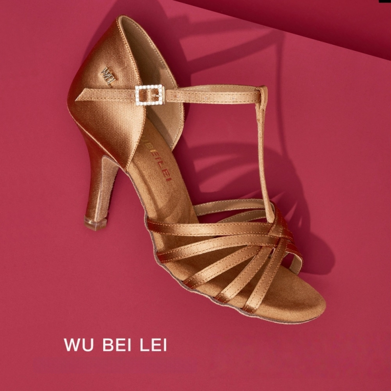 Ženske latino plesne cipele s pet remena u obliku slova T — gornji dio od svile, potplat od velura, prozračne, otporne na habanje