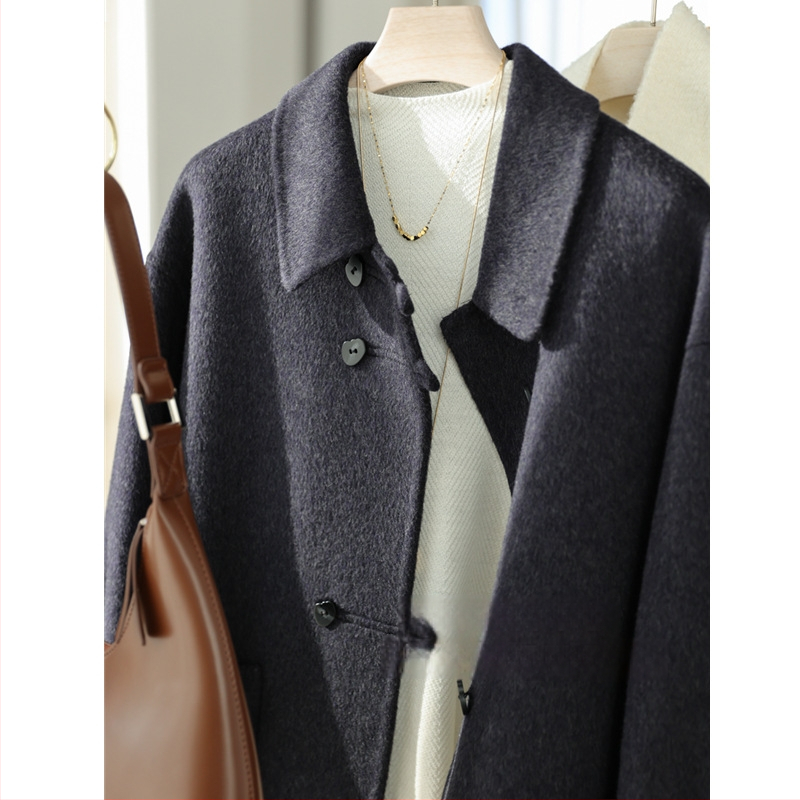 Női kézzel készített dupla oldalas kasmírgyapjú kabát, középhosszú, gallér, hosszú ujjú