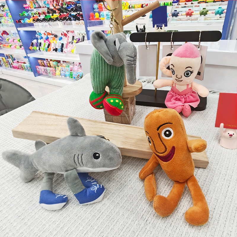 Плюшен ключодържател: акула-бебе и бананова маймуна, PP памук за пълнеж, супер мека къса плюшена повърхност, модел HN00066, персонализиране по мостра, унисекс, 7–14 г