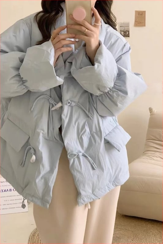 Púšový kabát s Chenille látkou, hrubý, obsah peria 51–55%, ultra krátka dĺžka ≤40 cm