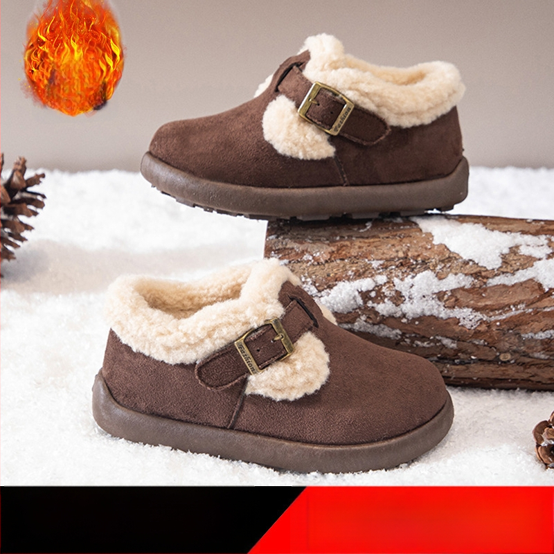 Lányok téli bokacsizmája, szintetikus felső rész, fleece belső, gumírozott talp, csúszásmentes