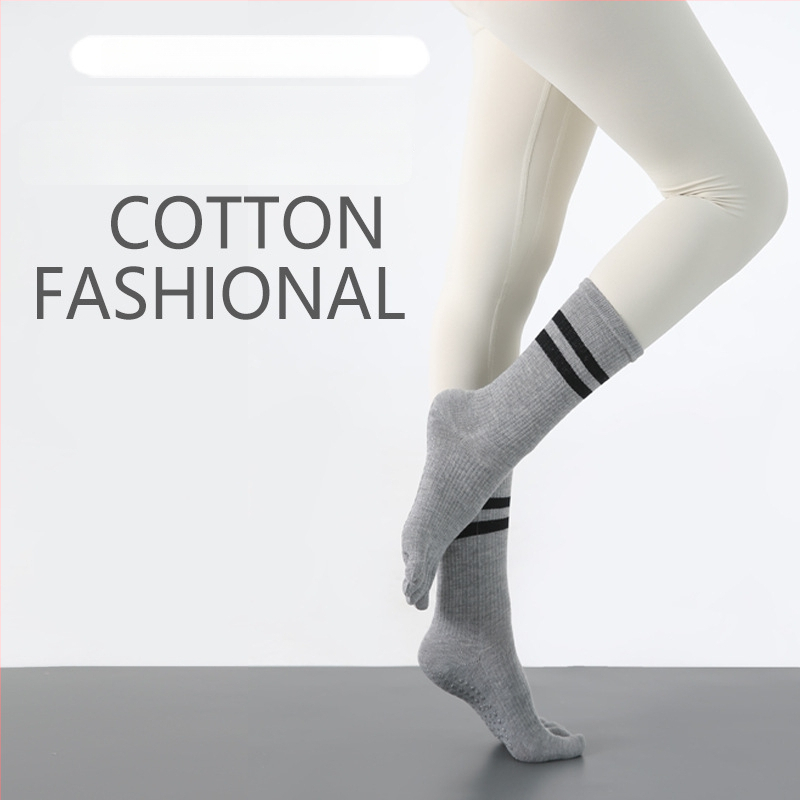 Дамски йога чорапи за пръсти, противохлъзгащи, памучни, висок тръбен маншет, 70–80% памук, абсорбиращи пот и филтър на миризмата, за йога, пилатес и фитнес