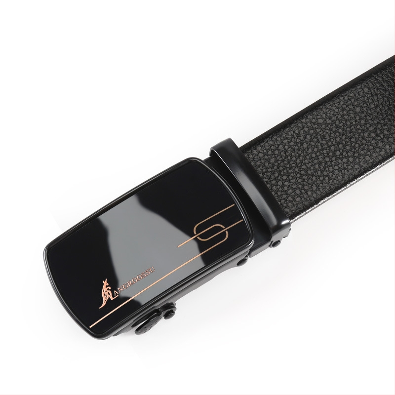 Férfi műbőr öv vas csattal, automata záródás, 2–4 cm szélesség, csillogó filmdizájnú csattal