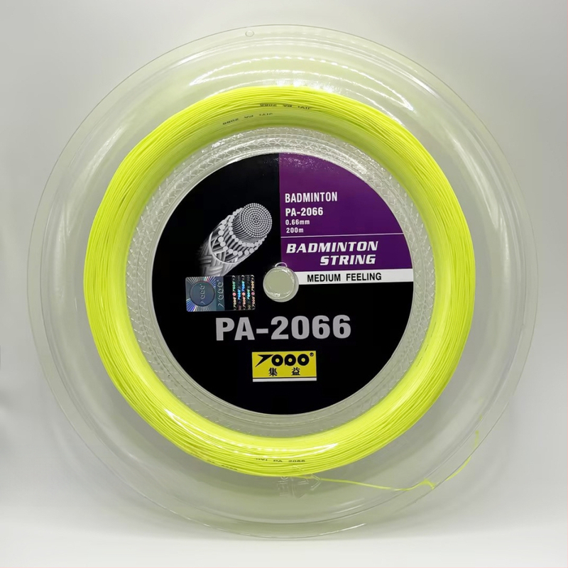 Ütőhúr tollaslabdához és asztaliteniszhez (anyag: nagy szilárdságú nylon többszálas; eredet: Fujian; alkalmazható sportok: tollaslabda és asztalitenisz)