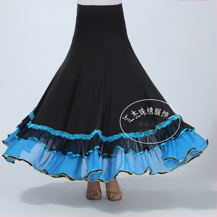 Suknja za standardni ples – 95% mliječno svila, 5% poliester; žena, proljeće 2026