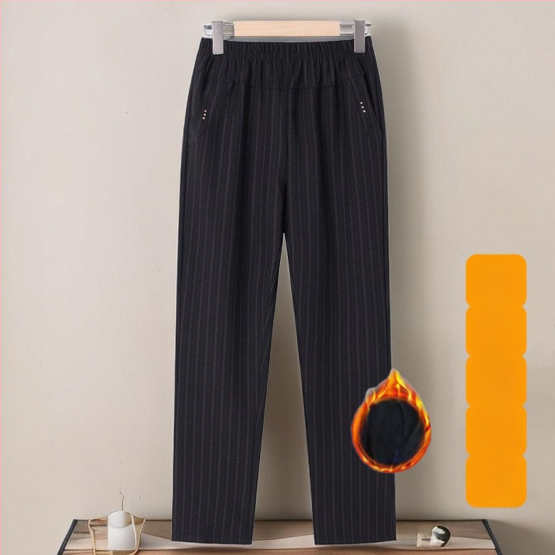 Magas derékú egyenes szabású nadrág, lazított fazon, TR szövet, 80–90% poliészter, közepes vastagság