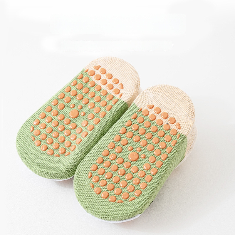 Παιδικές εσωτερικές αντιολισθητικές κάλτσες δαπέδου, 80% βαμβάκι, καρτούν σχέδιο, άνοιξη-καλοκαίρι-φθινόπωρο