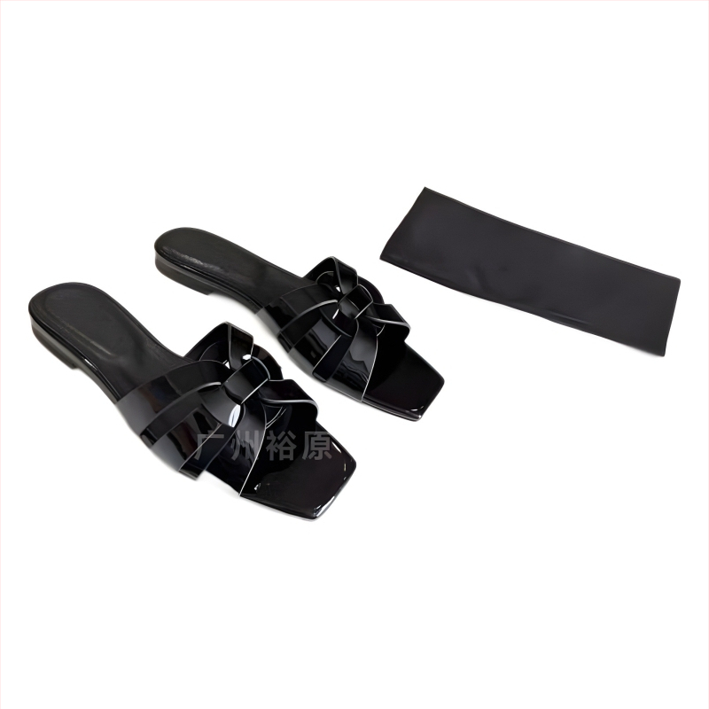 Дамски кожени мюли с квадратен нос и отворени пръсти, горен материал: телешка кожа; вътрешен материал: козья кожа; подметка: гумирана; летни 2024