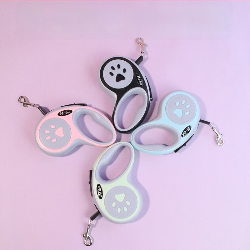 Kihúzható kutyalánc – PP anyag, állítható, egy érintéses fék