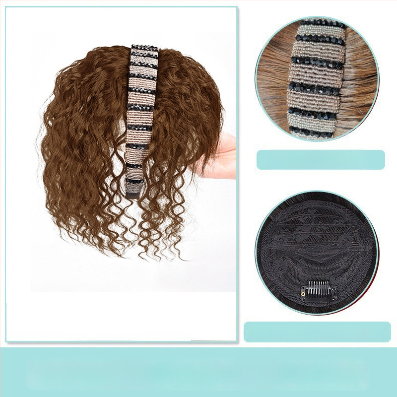 Fejkendővel és frufruval ellátott paróka, egy darabos kialakítás; széles gyémántos kristályos fejkendő; hőálló huzalból készült haj; a frufru egyenes vagy ferde; festhető és göndöríthető