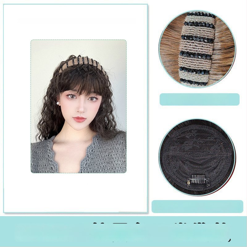 Fejkendővel és frufruval ellátott paróka, egy darabos kialakítás; széles gyémántos kristályos fejkendő; hőálló huzalból készült haj; a frufru egyenes vagy ferde; festhető és göndöríthető