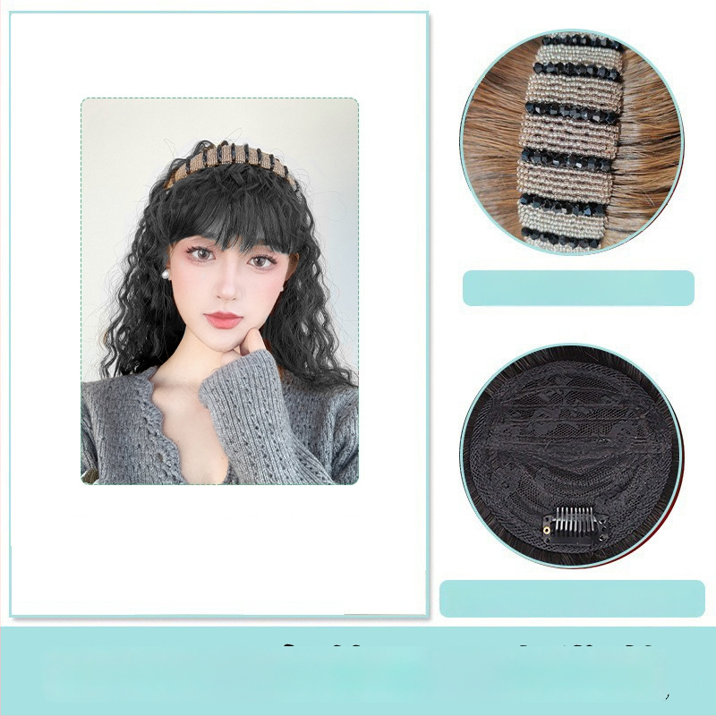 Fejkendővel és frufruval ellátott paróka, egy darabos kialakítás; széles gyémántos kristályos fejkendő; hőálló huzalból készült haj; a frufru egyenes vagy ferde; festhető és göndöríthető