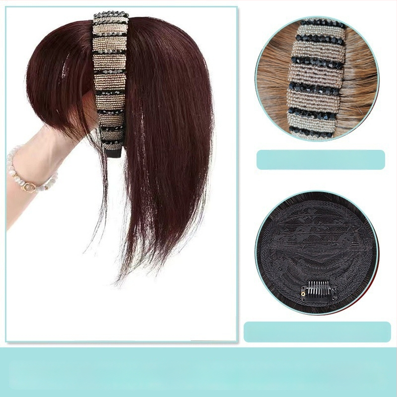 Fejkendővel és frufruval ellátott paróka, egy darabos kialakítás; széles gyémántos kristályos fejkendő; hőálló huzalból készült haj; a frufru egyenes vagy ferde; festhető és göndöríthető