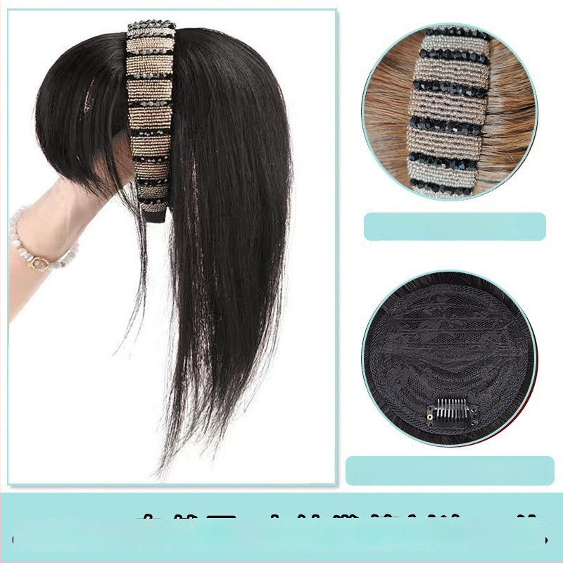 Fejkendővel és frufruval ellátott paróka, egy darabos kialakítás; széles gyémántos kristályos fejkendő; hőálló huzalból készült haj; a frufru egyenes vagy ferde; festhető és göndöríthető