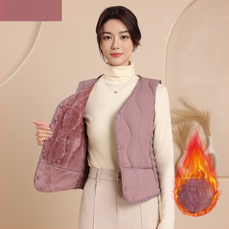 Dámska nylonová vesta s bavlnenou výplňou, výstrih do V, štíhla silueta, krátka dĺžka