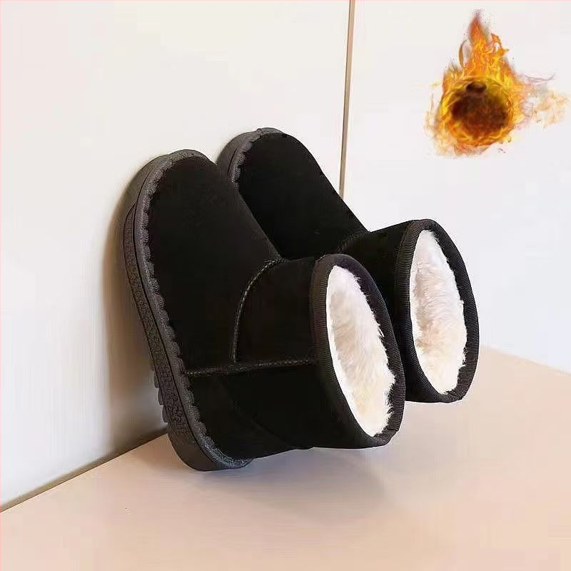 Gyerekek téli hócsizmája, uniszex, plüss bélés, csúszásmentes talp, felső része szintetikus bőr, hidegálló