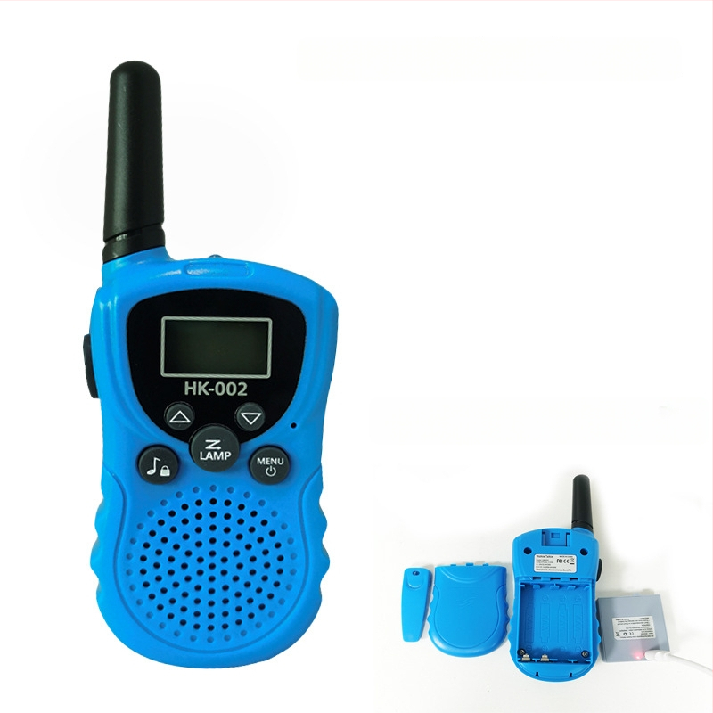 Huike T388 Gyerek Walkie-Talkie 22 csatorna, 1,5–3 km hatótáv, RF teljesítmény 0,5 W, 3,7 V lítium akkumulátor, kijelzővel