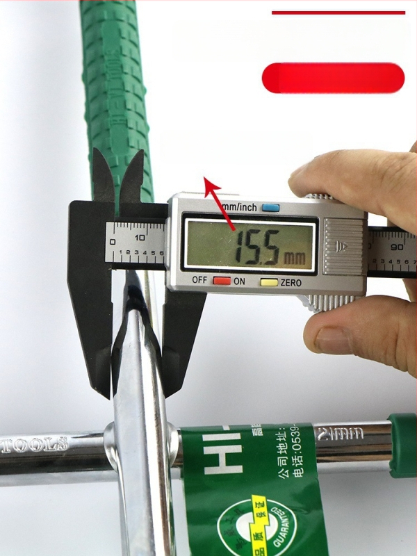 Кръстовиден гаечен ключ за смяна на гуми, Chrome vanadium стомана, удължен накрайник, лесно завинтване