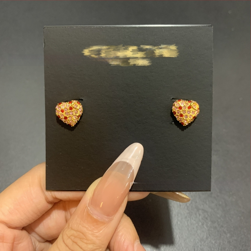 Σκουλαρίκια από χαλκό με λογότυπο C, εμαγιέ, σχέδιο γραμμάτων, τεχνολογία Seiko, καταγωγή Γκουανγκζού, άνοιξη 2025