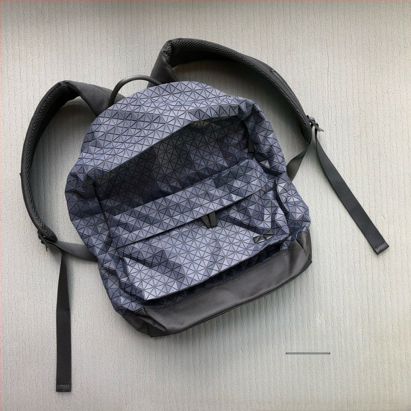 BAOBAO silikónový ruksak, geometrické prešívanie, unisex, vhodný pre 14-palcový notebook, objem do 20 L, mestský minimalistický štýl