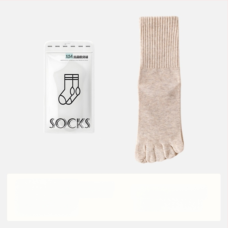 Мъжки антибактериални чорапи с пет пръста, памучни, абсорбират пот и дезодорират, до средата на прасеца; състав: 95% памук, 3% найлон, 2% спандекс