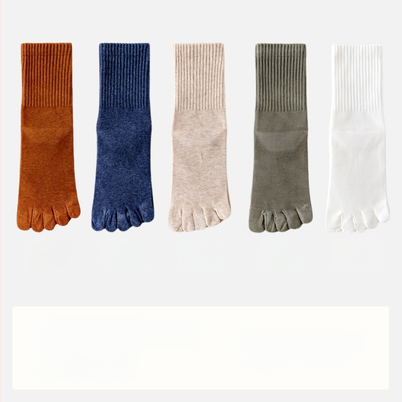 Мъжки антибактериални чорапи с пет пръста, памучни, абсорбират пот и дезодорират, до средата на прасеца; състав: 95% памук, 3% найлон, 2% спандекс