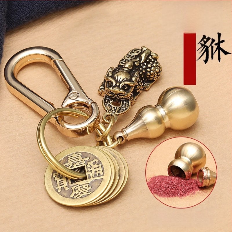 Kovový kľúčen s Pixiu, motívy tekvice a zverokruhu — prívesok na auto a tašku, unisex