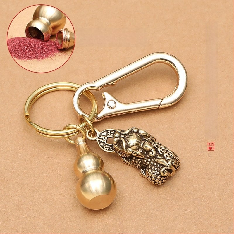 Kovový kľúčen s Pixiu, motívy tekvice a zverokruhu — prívesok na auto a tašku, unisex