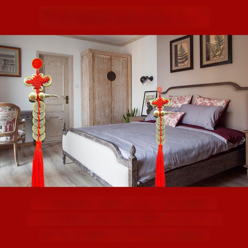 Ornament de pat din alamă, în stil chinezesc, cu motiv dovleac și pandantiv cu monedele celor Cinci Împărați