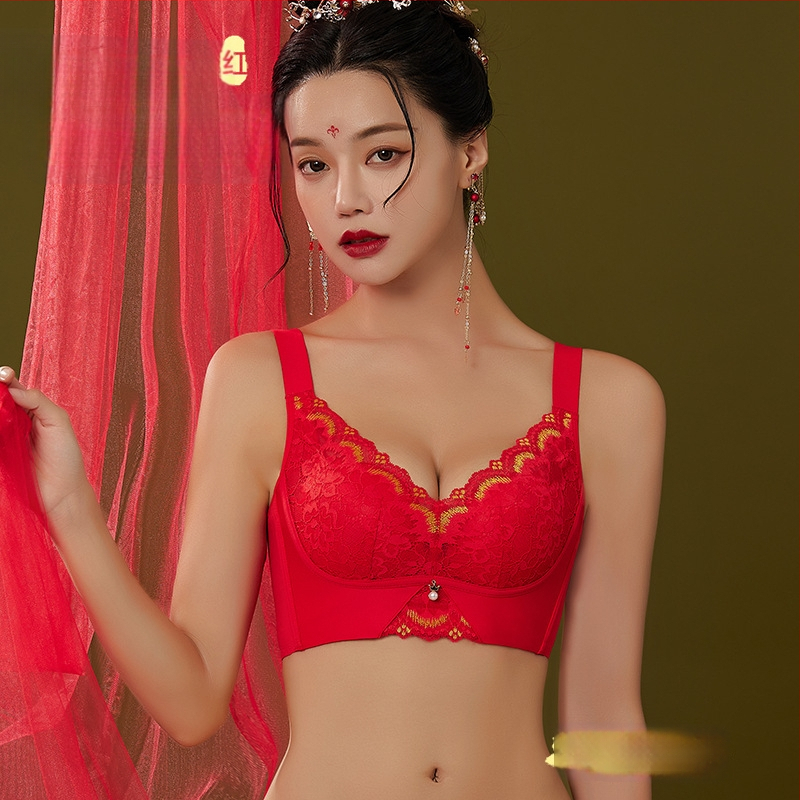 Set de sutiene cu dantelă brodată, cupă 3/4, fără arcuri metalice, cupă modelată cu partea superioară subțire și partea inferioară mai groasă, material principal nylon, căptușeală spandex, închidere la spate cu patru rânduri de cârlige