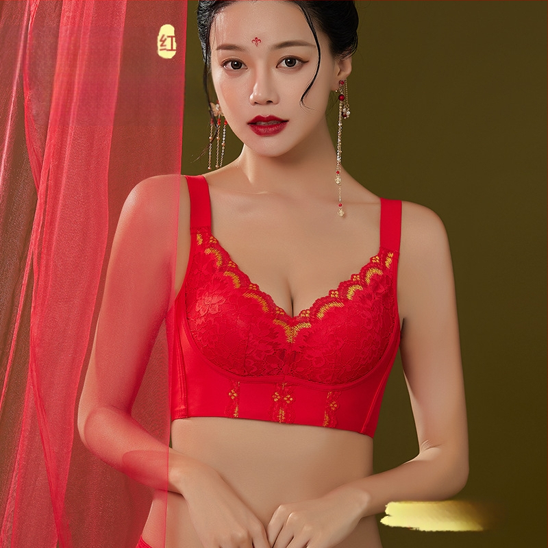 Set de sutiene cu dantelă brodată, cupă 3/4, fără arcuri metalice, cupă modelată cu partea superioară subțire și partea inferioară mai groasă, material principal nylon, căptușeală spandex, închidere la spate cu patru rânduri de cârlige