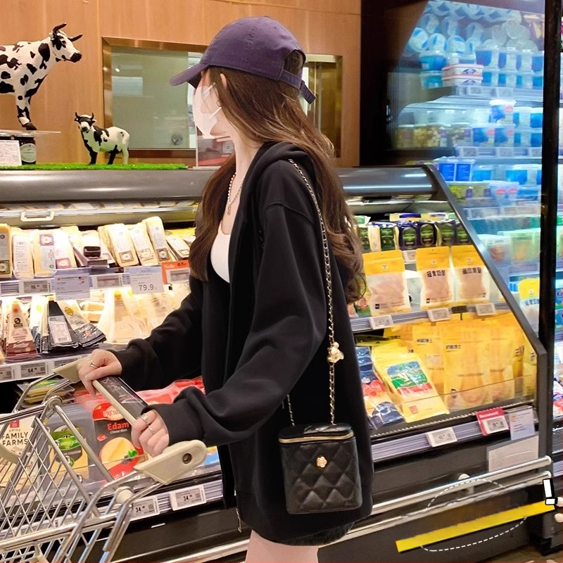 Ζακέτα με κουκούλα και φερμουάρ, φαρδιά γραμμή, μίξη βαμβακιού-πολυεστέρα (50-70% βαμβάκι, 30-50% πολυεστέρα), μεσαίας βάρους, Φθινόπωρο 2024