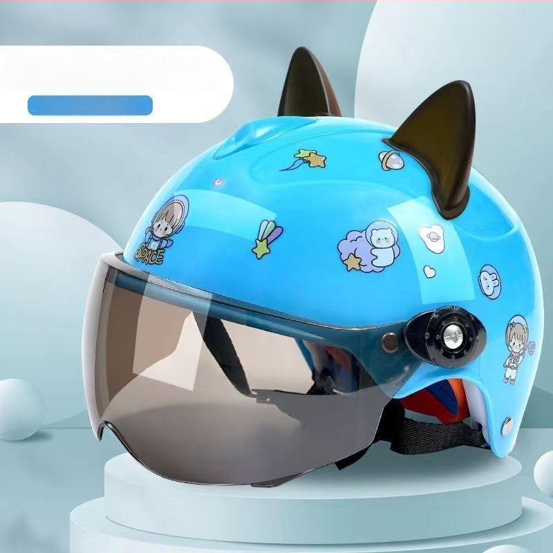 Παιδικό κράνος ράλι — Καλοκαίρι αγώνων, Προστασία από τον ήλιο, Πιστοποίηση TCO99