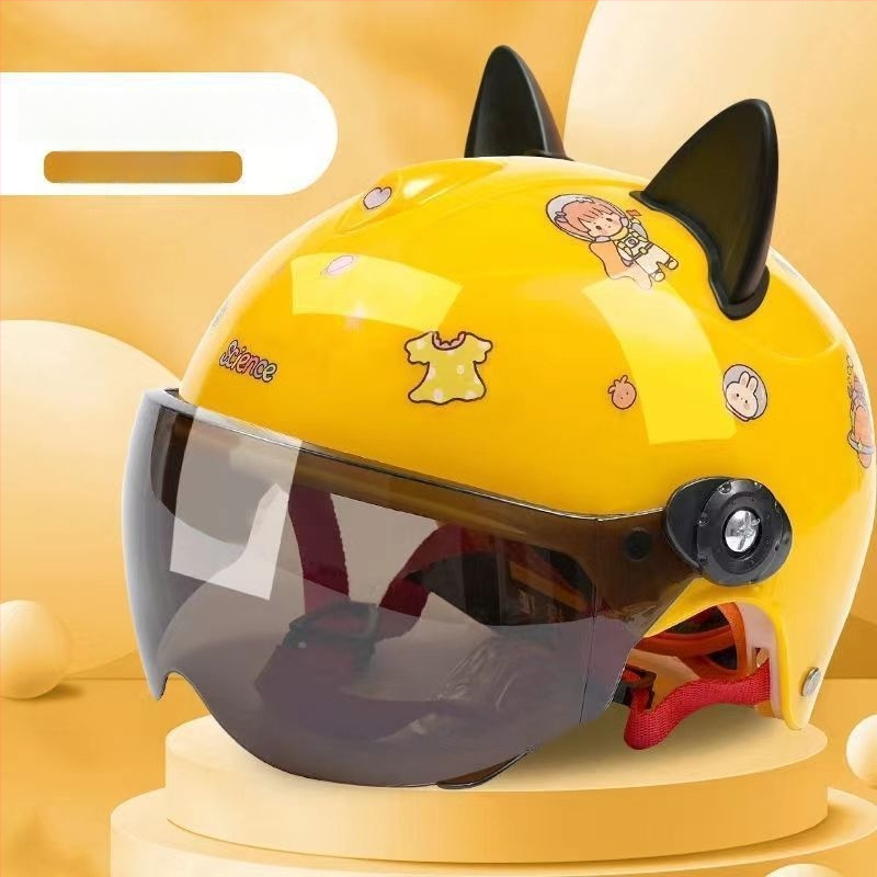 Παιδικό κράνος ράλι — Καλοκαίρι αγώνων, Προστασία από τον ήλιο, Πιστοποίηση TCO99