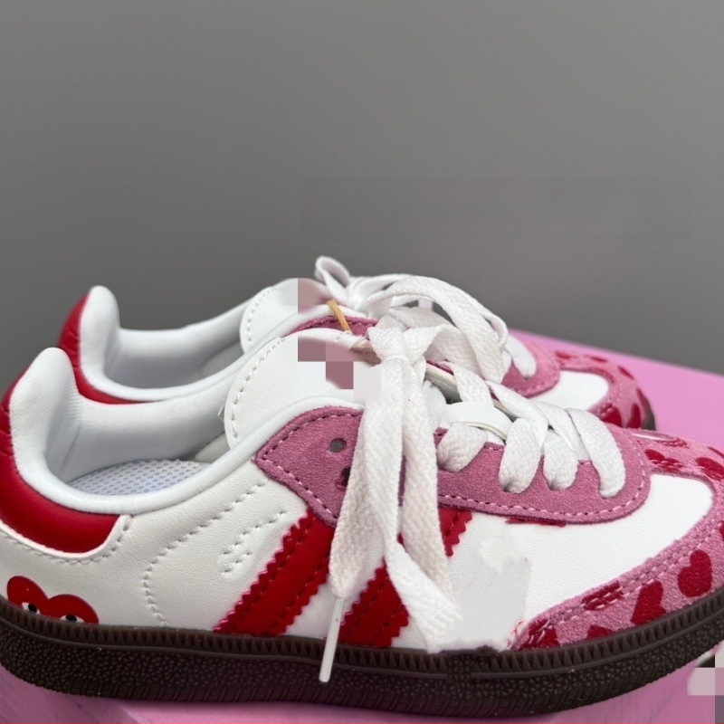 Gyerekeknek szánt vékony talpú sportcipő, pamut felsőrész, belső textil, könnyű, műanyag talp