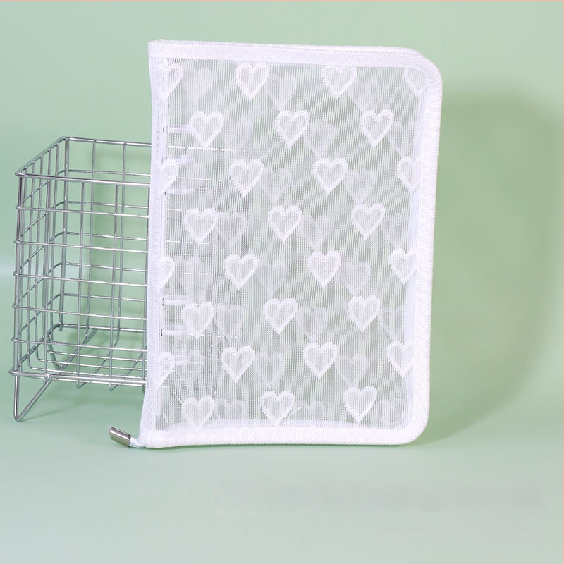 Λευκώματα με φύλλα χαλαρά, διαφανές PVC εξώφυλλο σε σχήμα καρδιάς, σύνδεση με 3 οπές