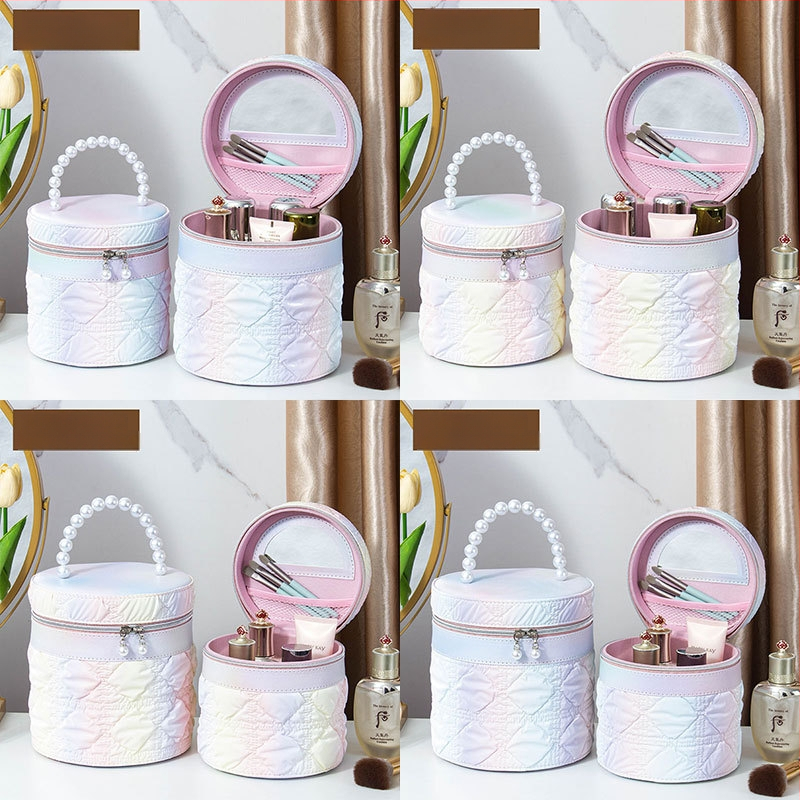 Kozmetička torbica s ogledalom, PVC materijal, zatvarač, karirani uzorak, prijenosna s univerzalnim kotačićima