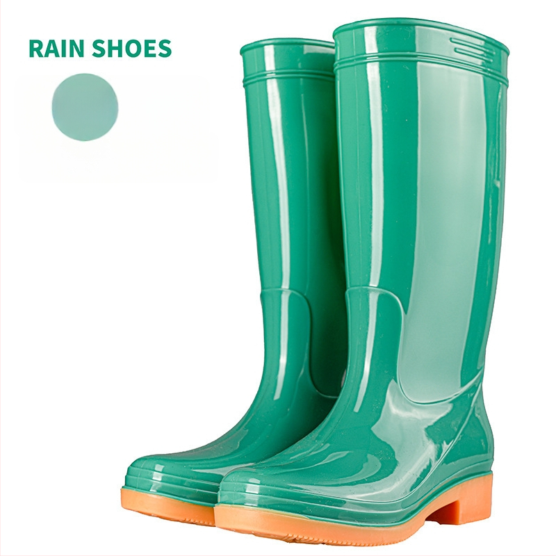 Γυναικείες γαλότσες βροχής PVC, με μεσαίο μήκος γάμπας, αδιάβροχες και αντιολισθητικές, με επένδυση από βαμβάκι.