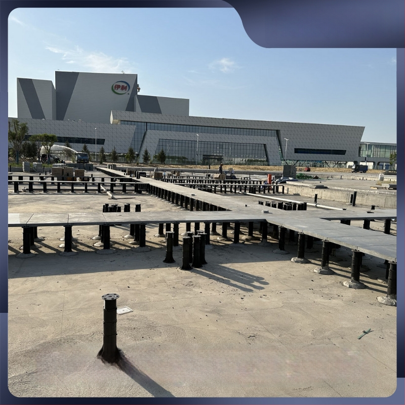 Cadru pentru fântână uscată, reglabil, cu schelet din lemn exterior, pulverizare combinată