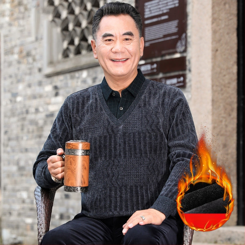 Férfi chenille kötött pulóver magas gallérral, fleece-bélés, vastagított kivitel, hosszú ujjú, 85% poliészter.