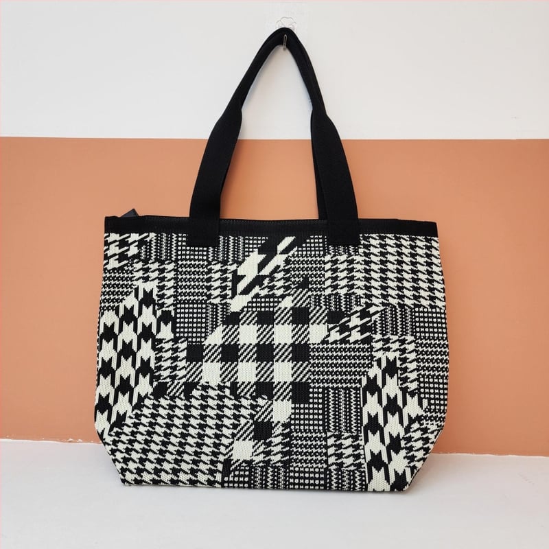 Taška typu bucket ZX — mestský štýl, polyester, zvislá štvorcová silueta, zatváranie šnúrkou, vnútorná kapsa na telefón