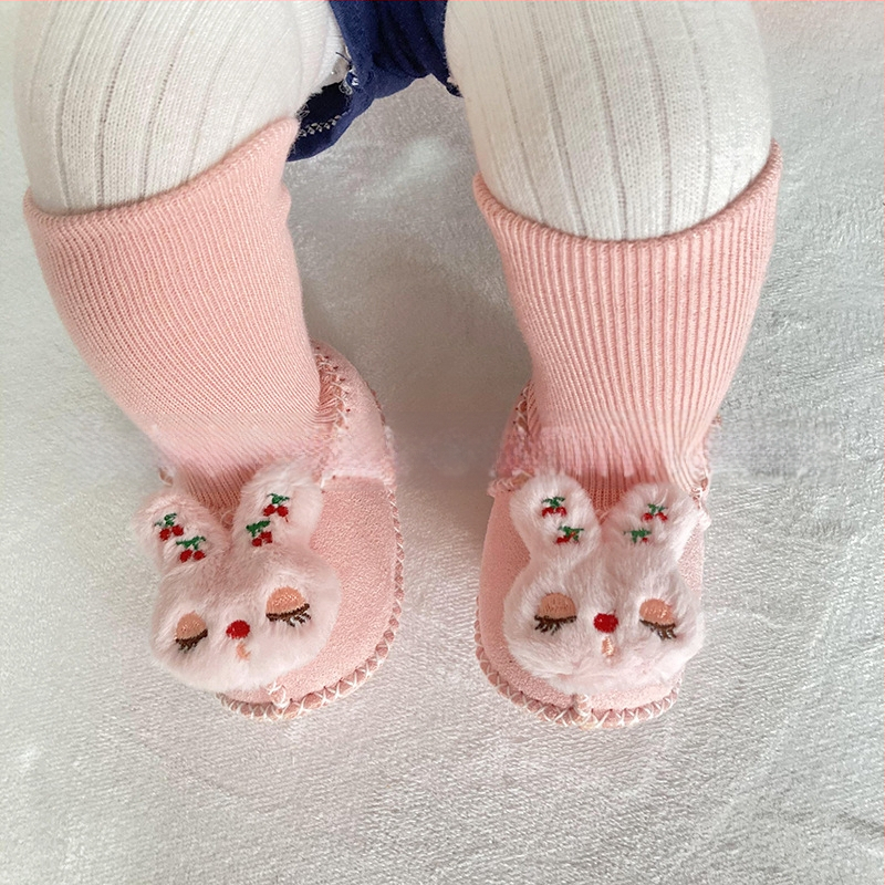 Χειμωνιάτικα παπούτσια μωρού με βελούδινο επάνω μέρος, επένδυση από τεχνητή γούνα, ραφή σόλας με το χέρι, σχέδιο καρτούν (Ηλικία 6–12 μηνών, αναπνεύσιμα, ζεστά)