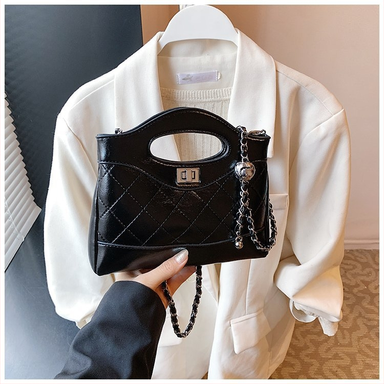 Geantă mini crossbody cu lanț, quilt diamantat, PU, închidere cu fermoar, buzunar ascuns