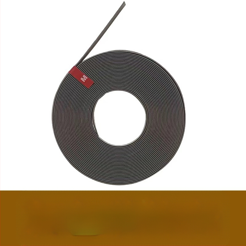 Magnetická neviditeľná sieť do dverí proti komárom, s samolepiacim uzáverom a dekoratívnou magnetickou lištou – bez vŕtania