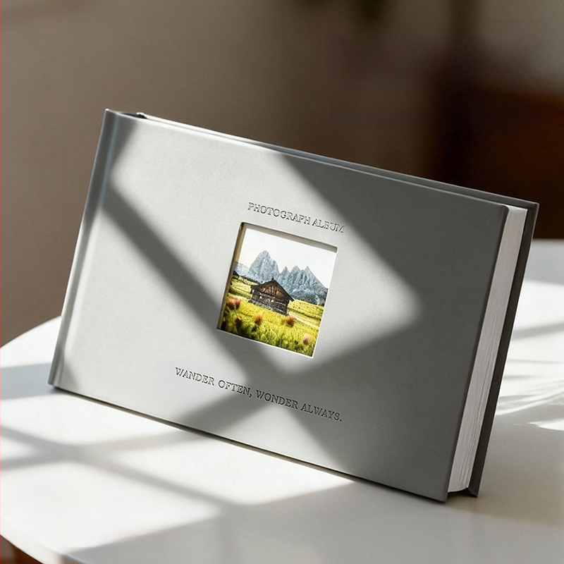 Album foto Polaroid cu compartimente pentru carduri și pagini inserabile, un album de amintiri elegant