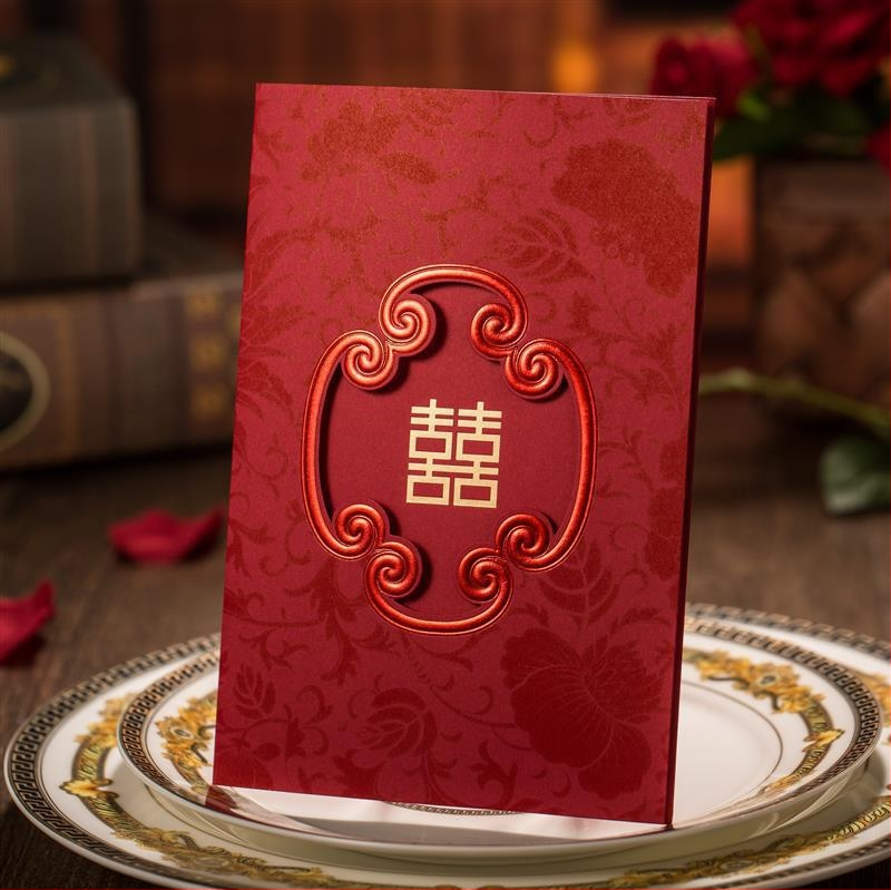 Invitație de nuntă în stil chinezesc, roșie, cu hârtie embossată și imprimare cu folie bronzată