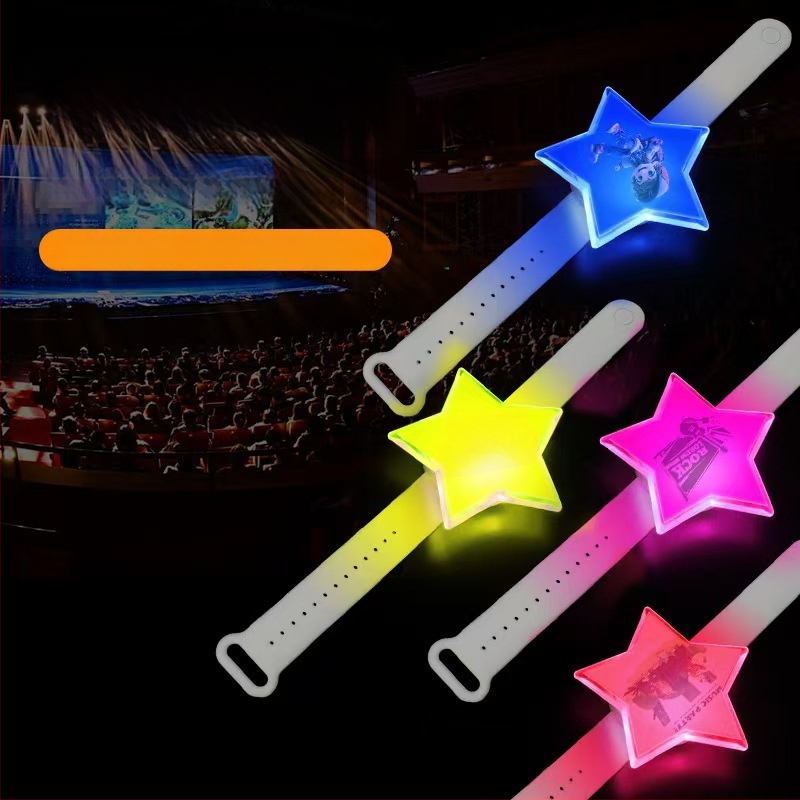 Svjetleći LED silikon narukvica za koncerte i glazbene festivale – rekvizit za atmosferu